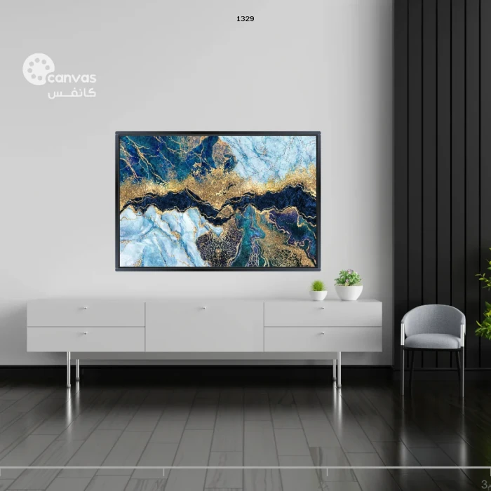 لوحة فنية تجريدية بتدرجات زرقاء وذهبية